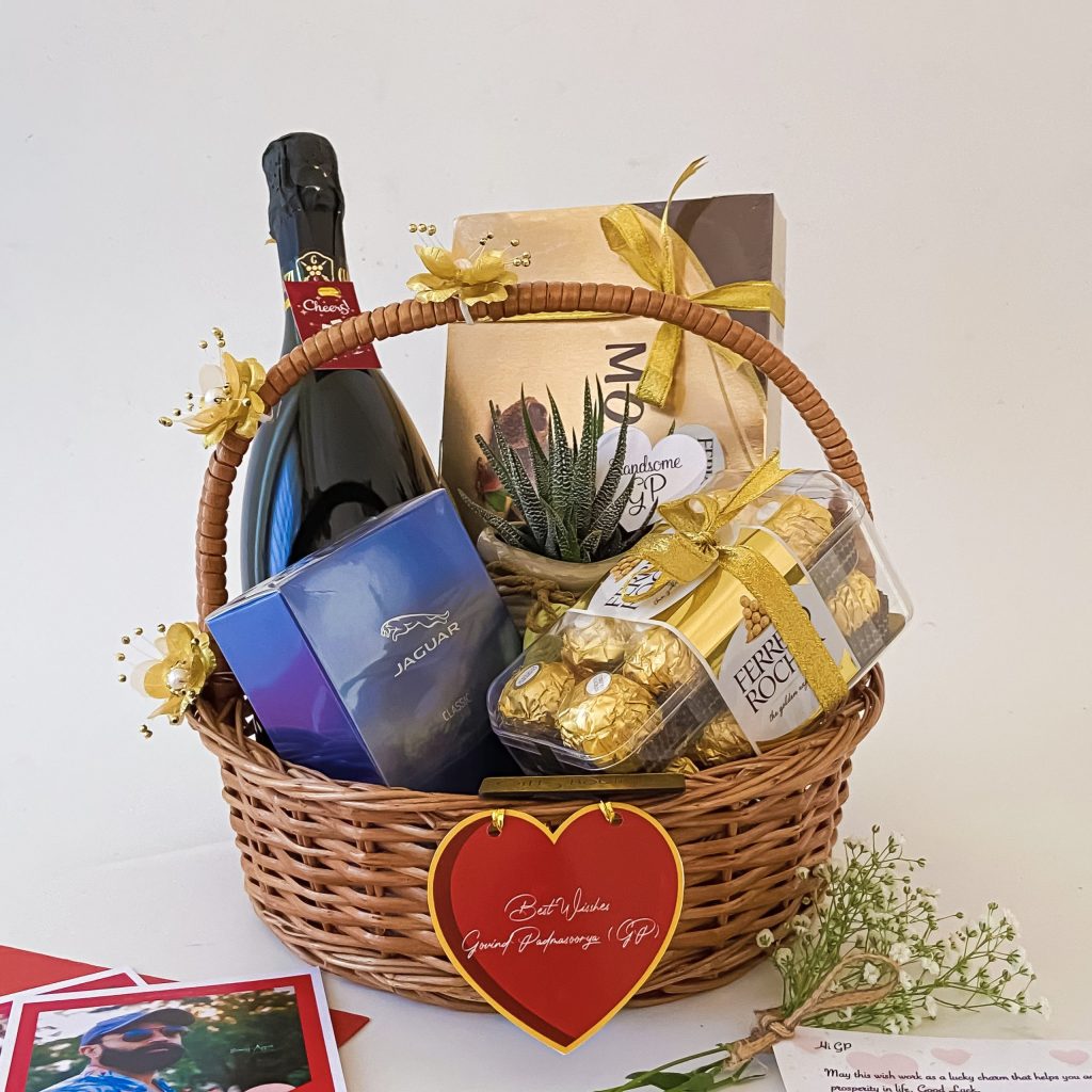 Get same day hamper delivery from a local florist here.
