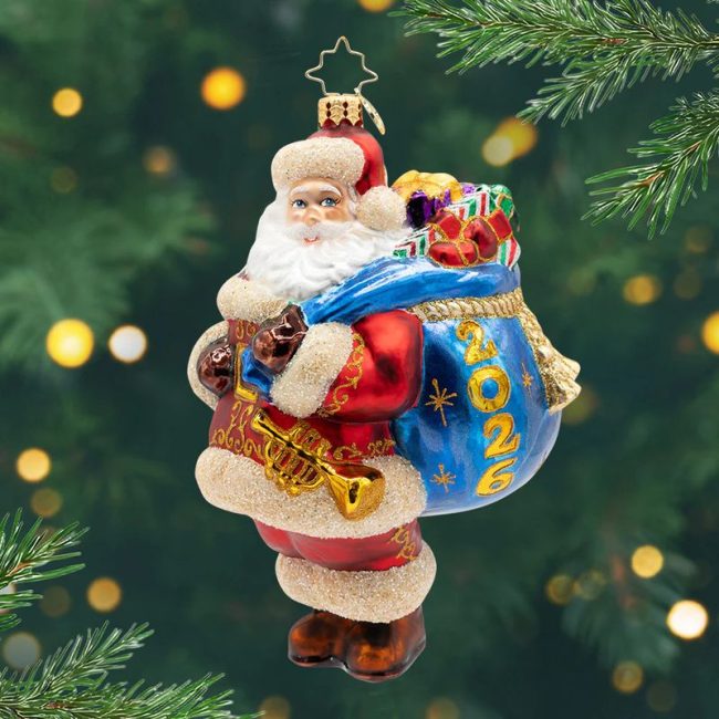 Creating warm home spaces using artistic decorative glass pieces